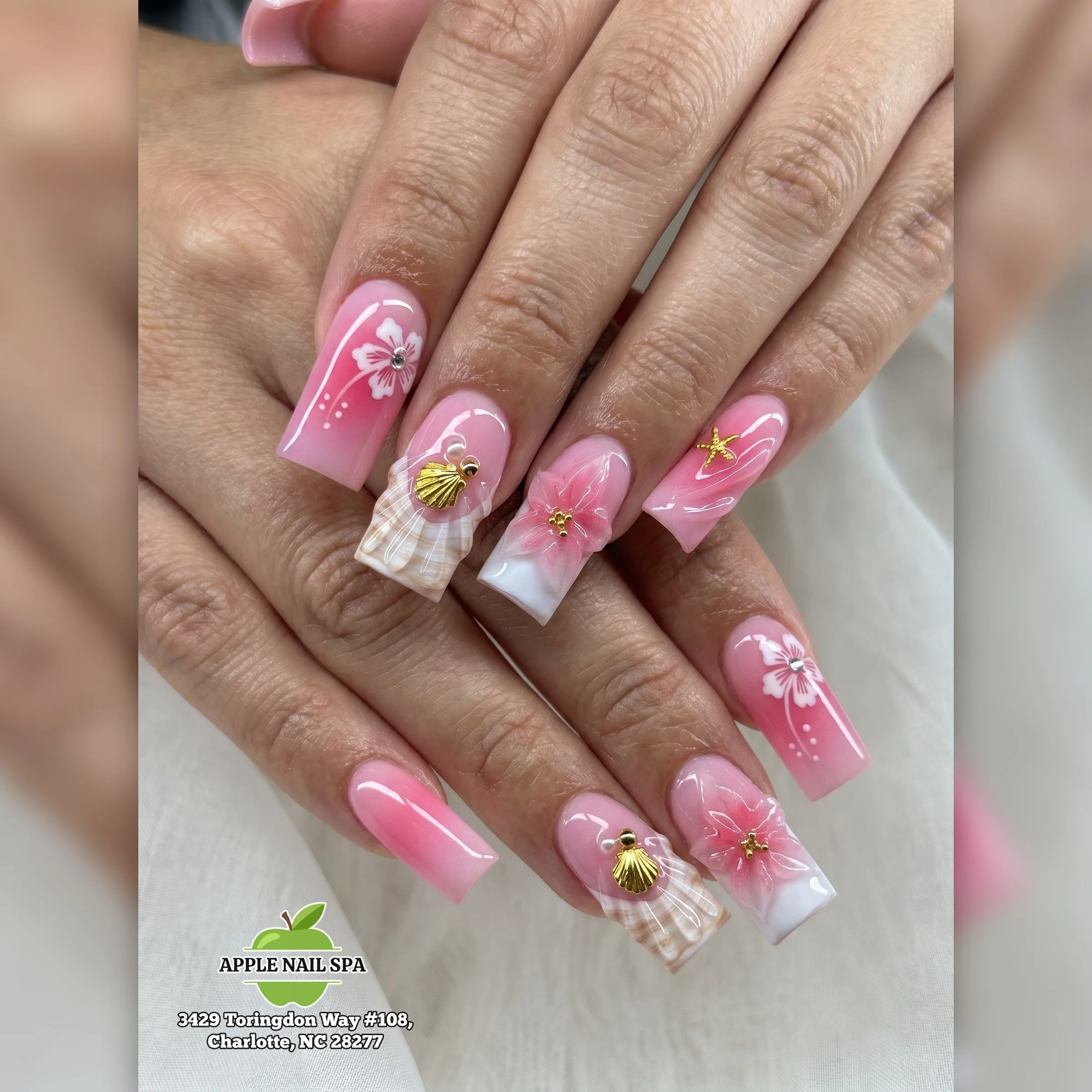 Apple Nail Spa