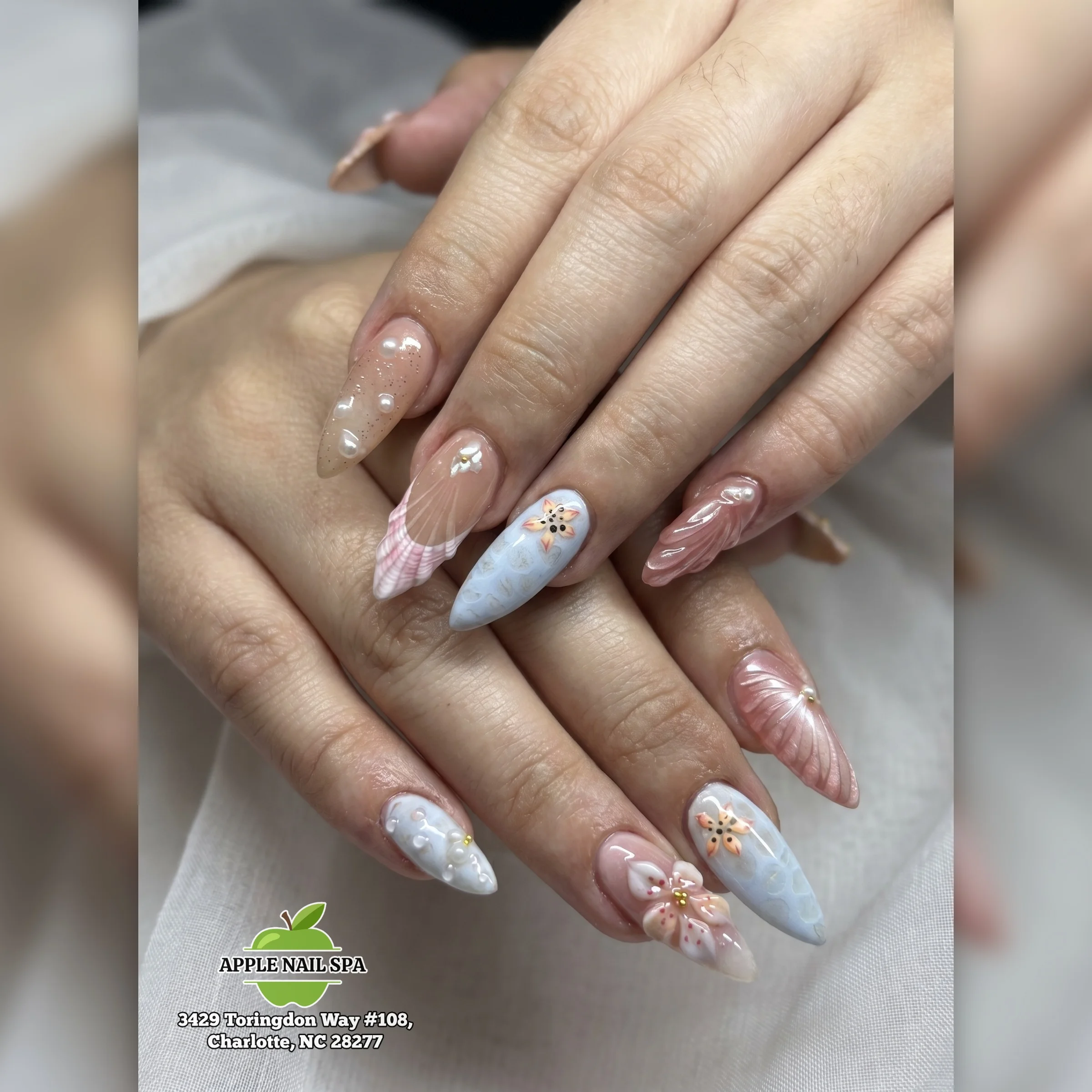 Apple Nail Spa