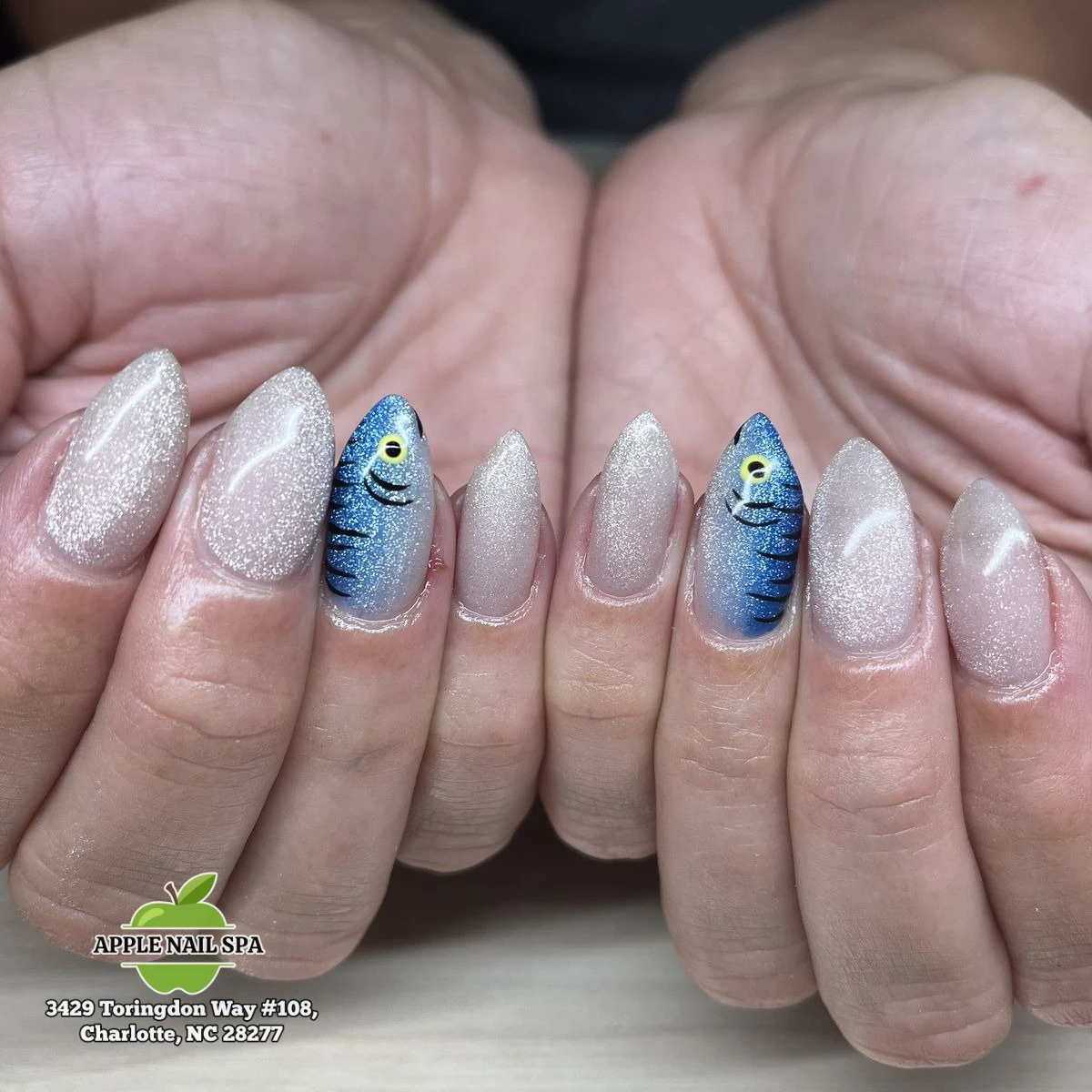 Apple Nail Spa