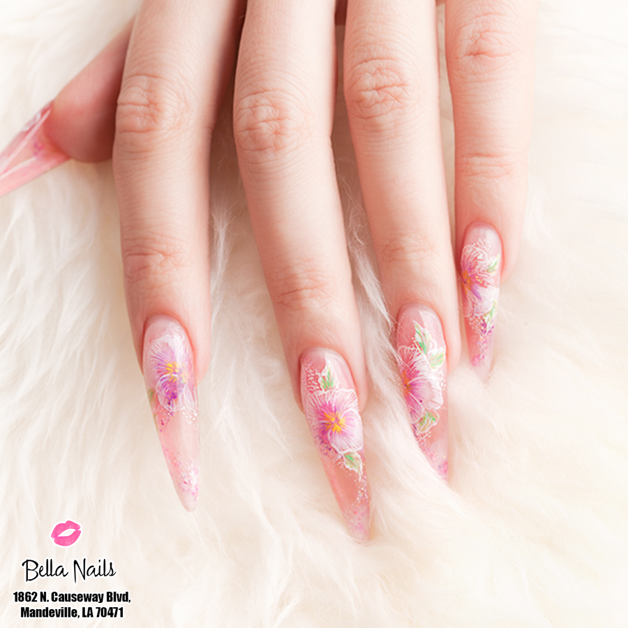 Bella Nails