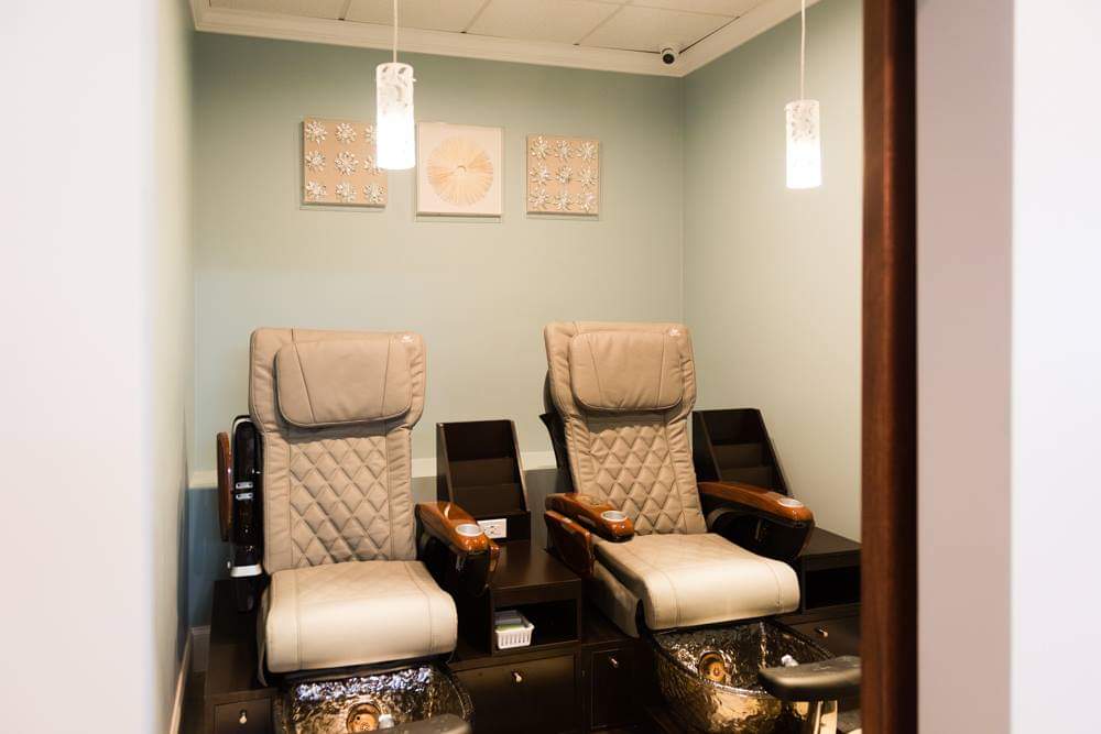 Nail design 66 TTC nail Spa 27 South Bolton Street