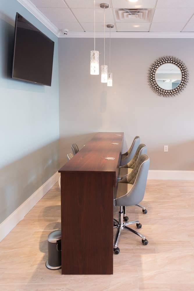 Nail design 68 TTC nail Spa 27 South Bolton Street