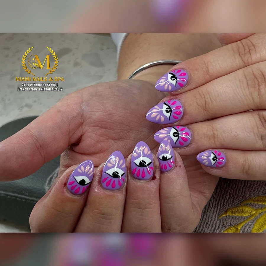 Halloween Nail Art Oct 22 2026