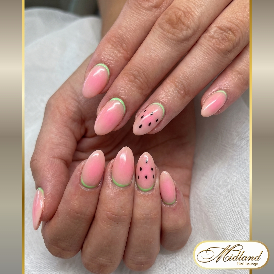 Midland Nails Lounge 