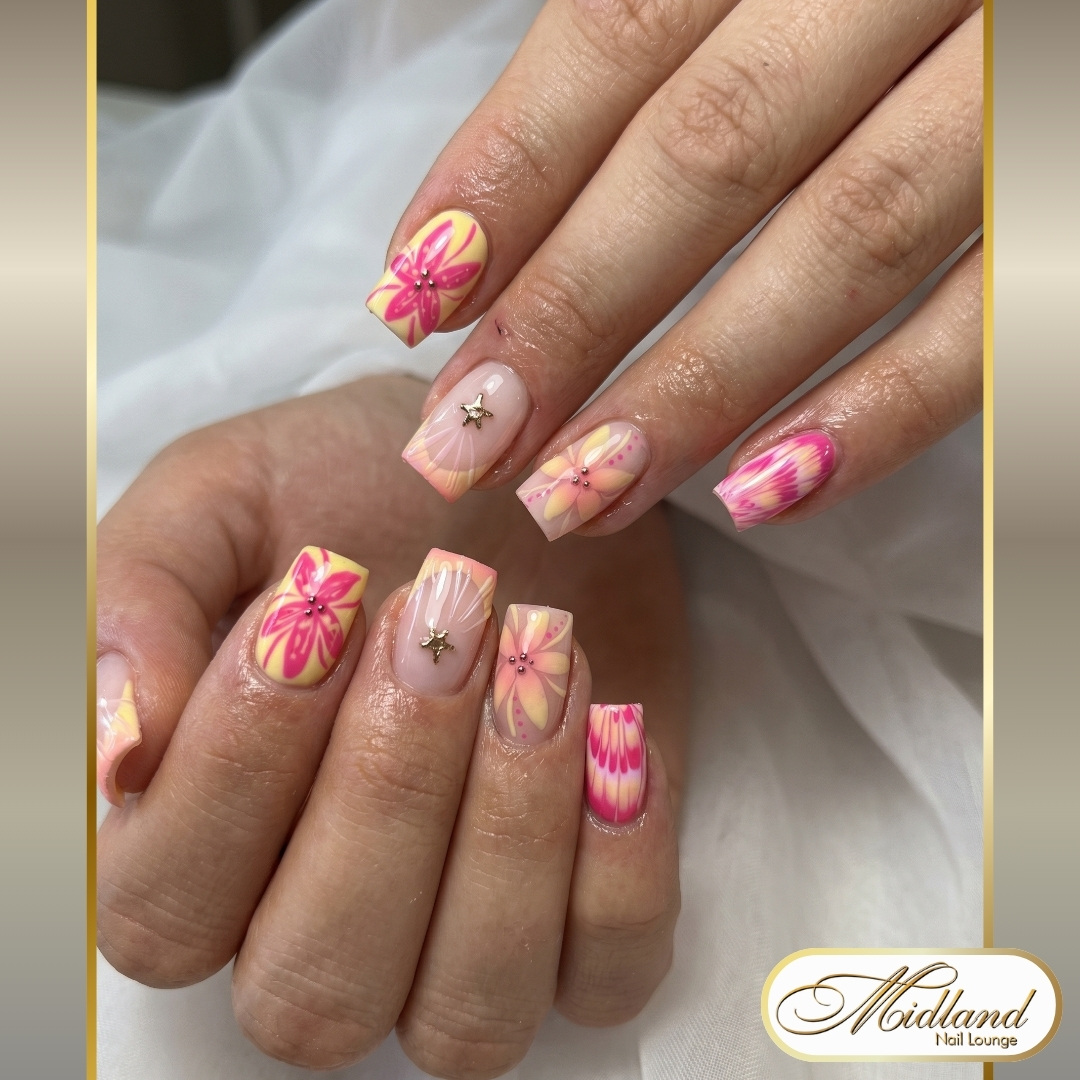 Midland Nails Lounge 
