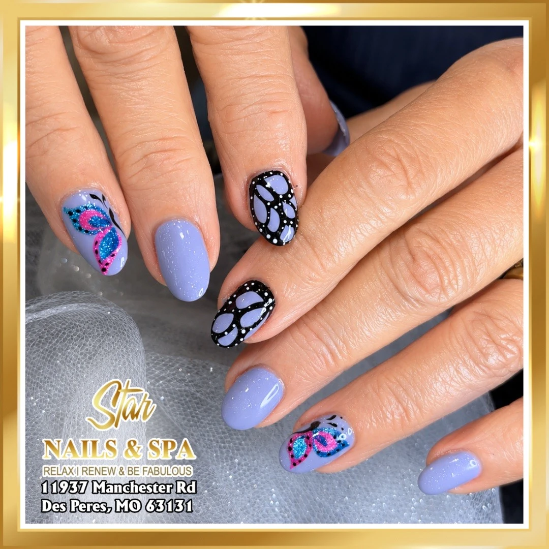 Trending August Nail Looks