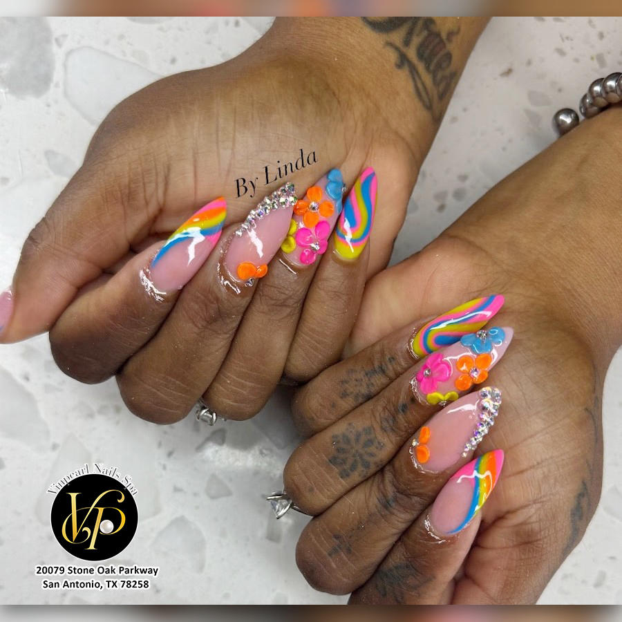 Trendy nail design
