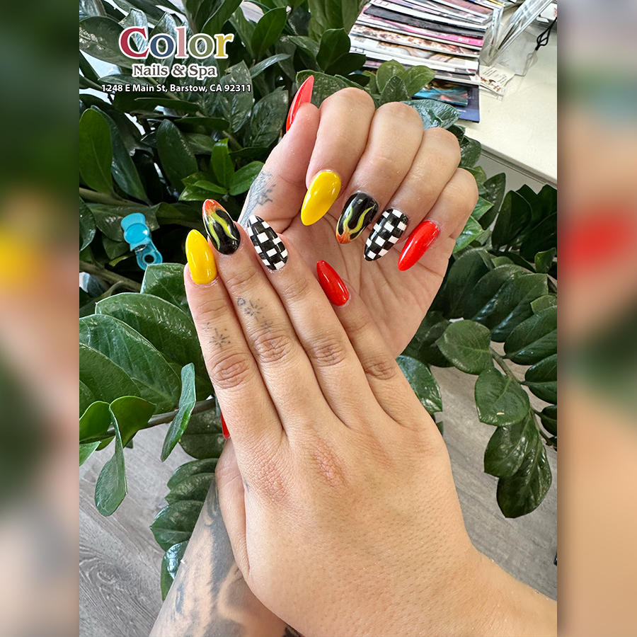 Color Nails & Spa (4)