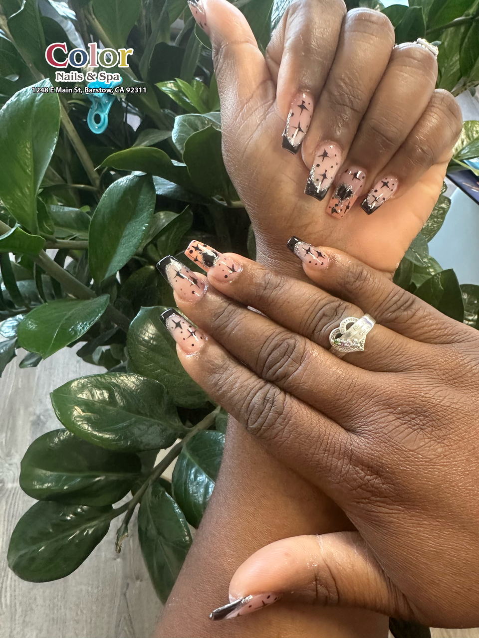 Color Nails & Spa
