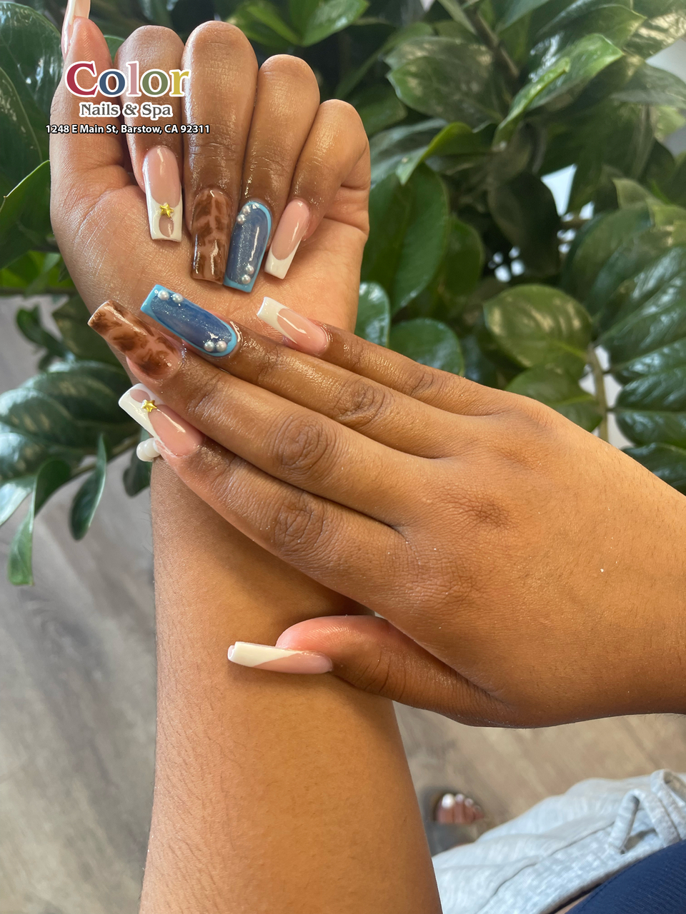 Color Nails & Spa