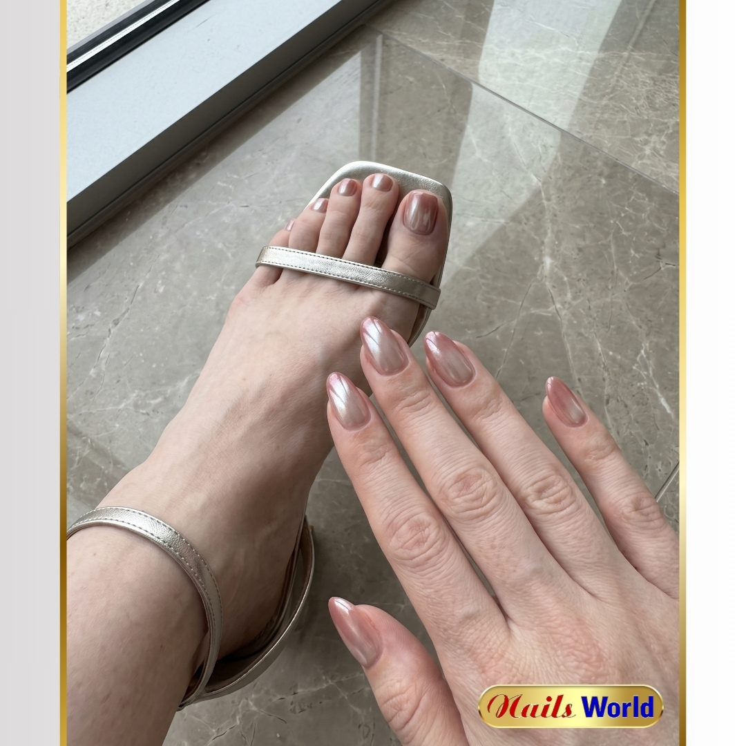 Nails World