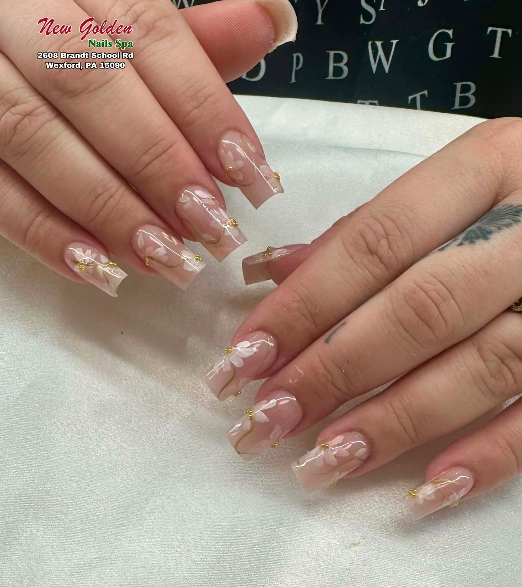 New Golden Nails Spa