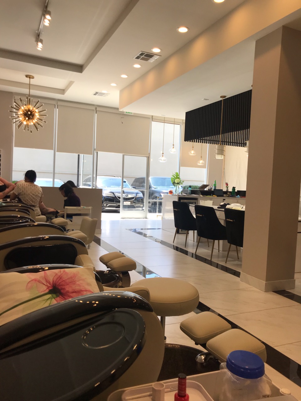 nail salon