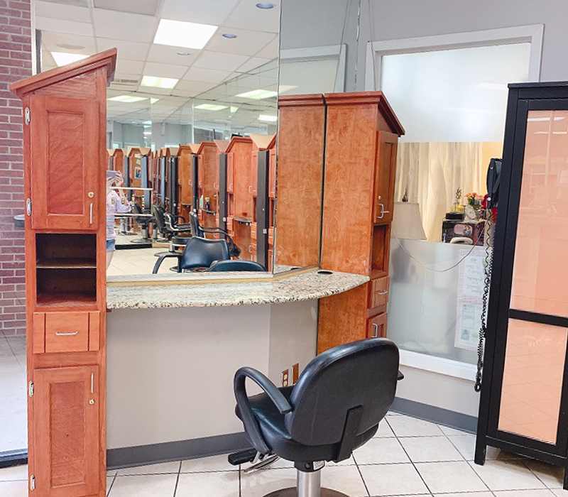 Nails Salon 75231