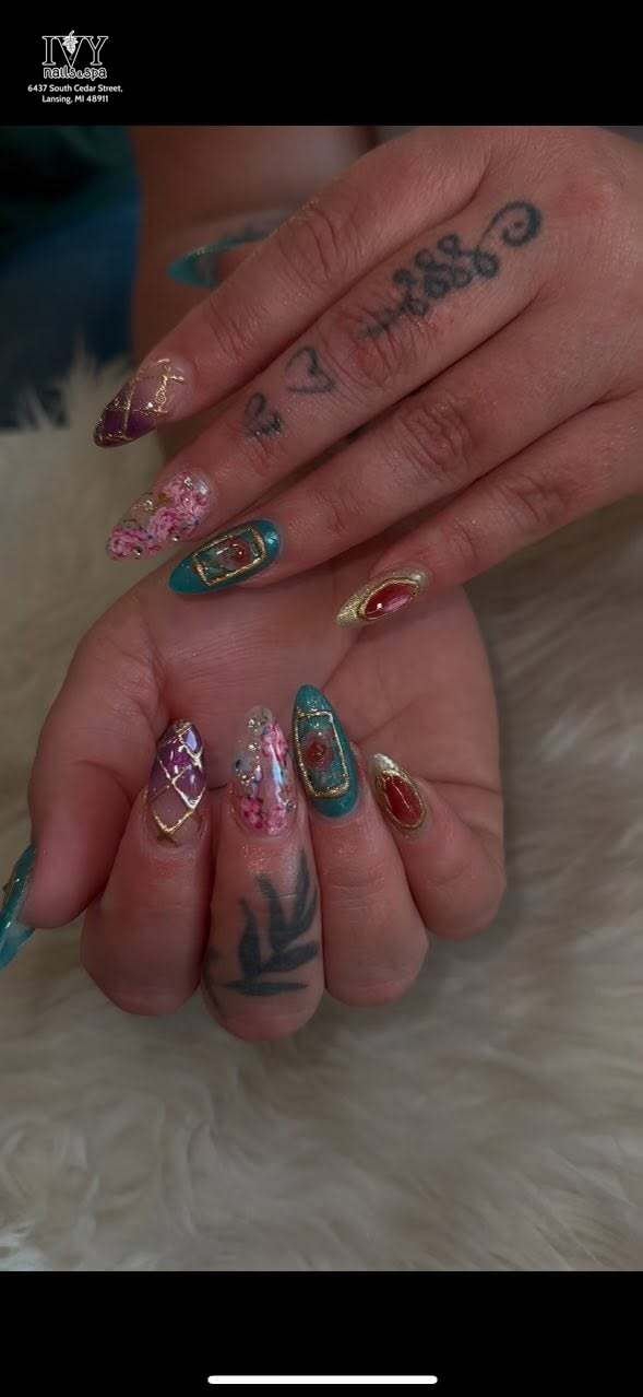  Ivy Nails & Spa