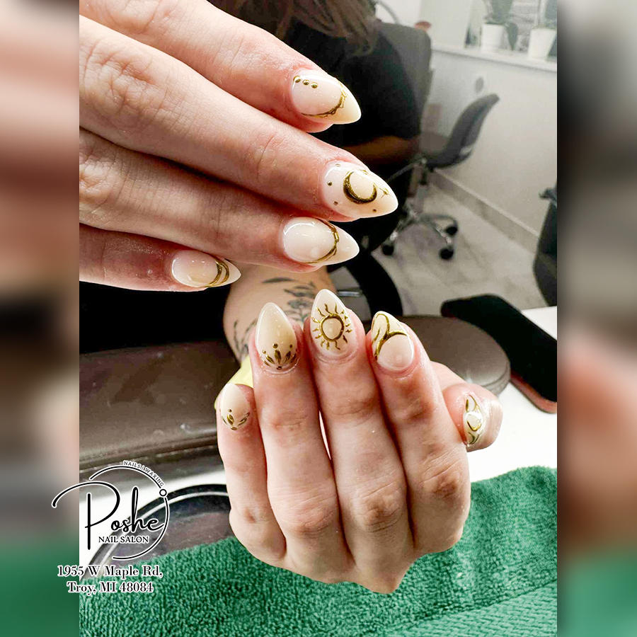 Trendy nail design Trendy nail design