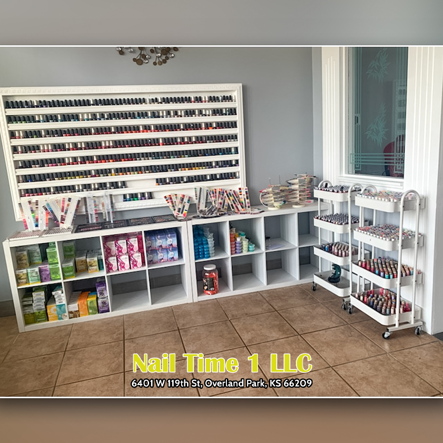 nail salon 66209