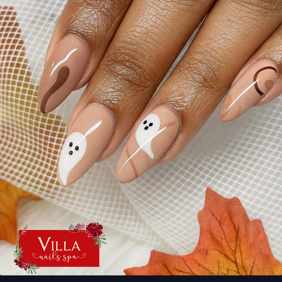 Celebrate Fall with Manicure and Stunning Nail Art