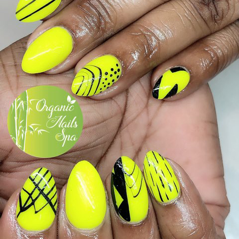 Nail salon 38018