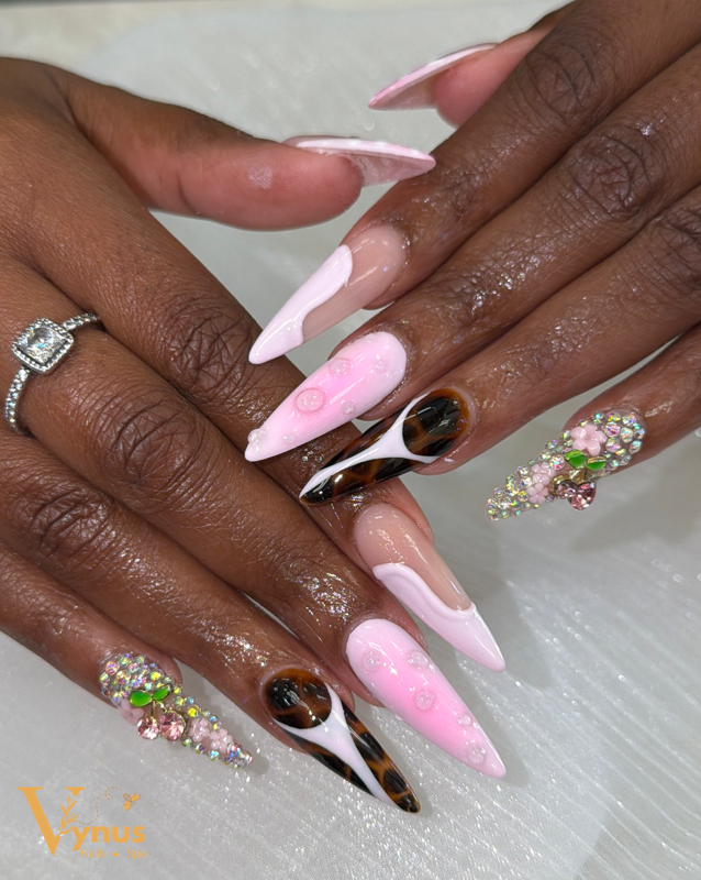 Vynus Nails & Spa