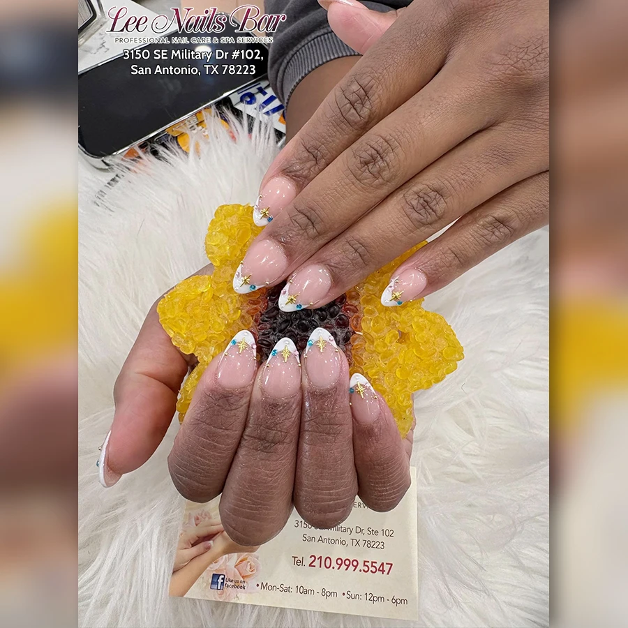 LEE NAILS BAR 