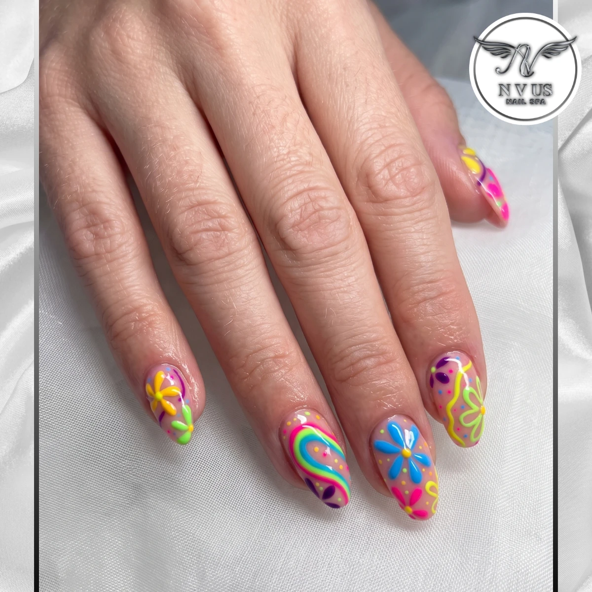 N V Us Nails Salon