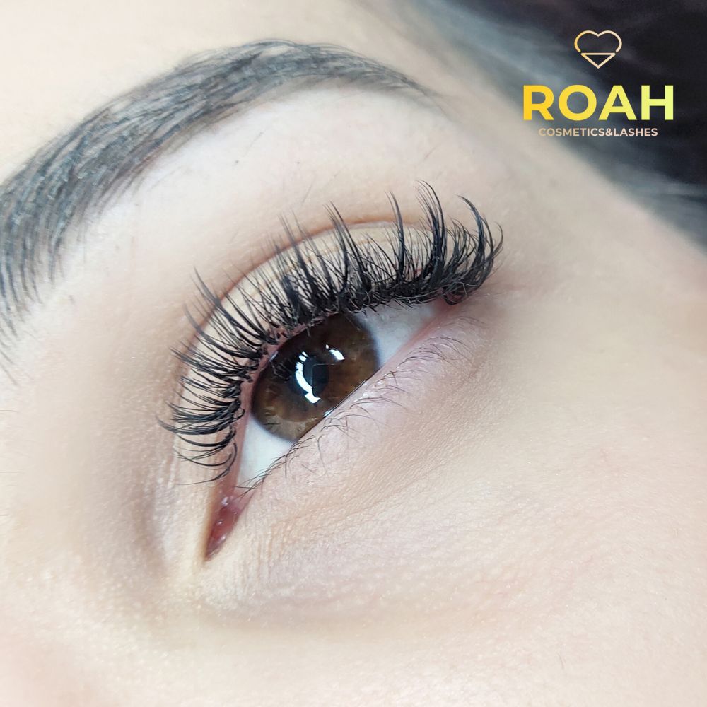 Roah Cosmetics and Lashes