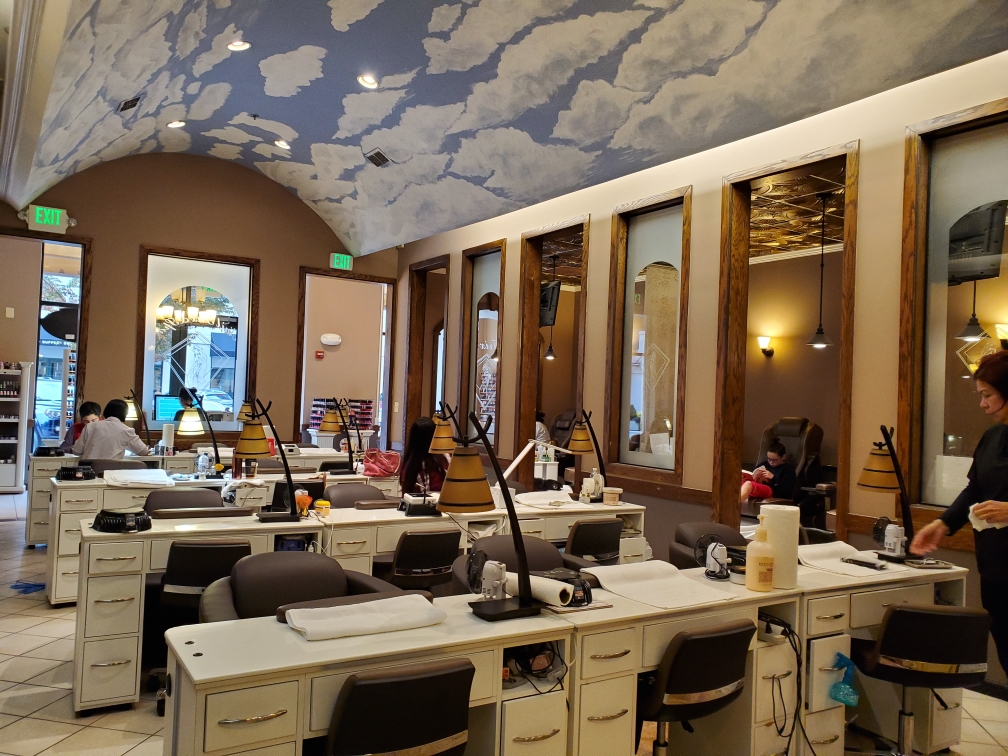 Nails Salon