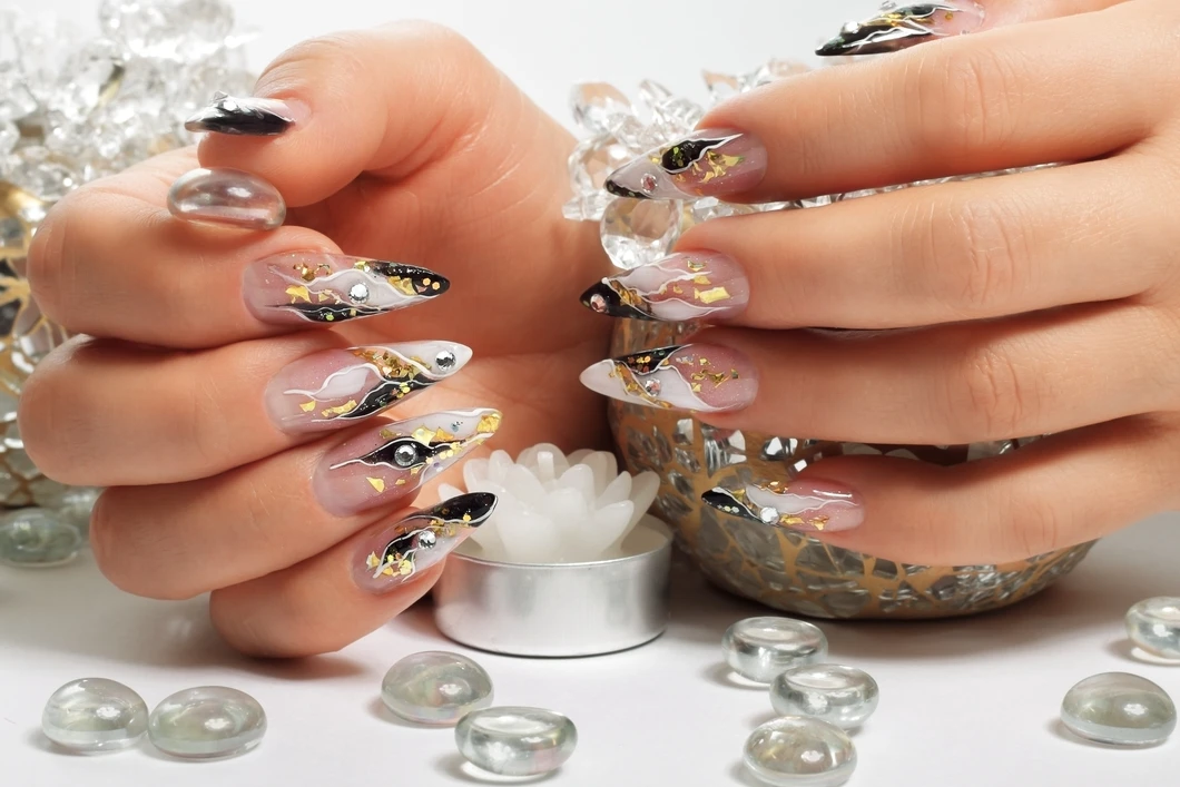 NAIL SERVICES