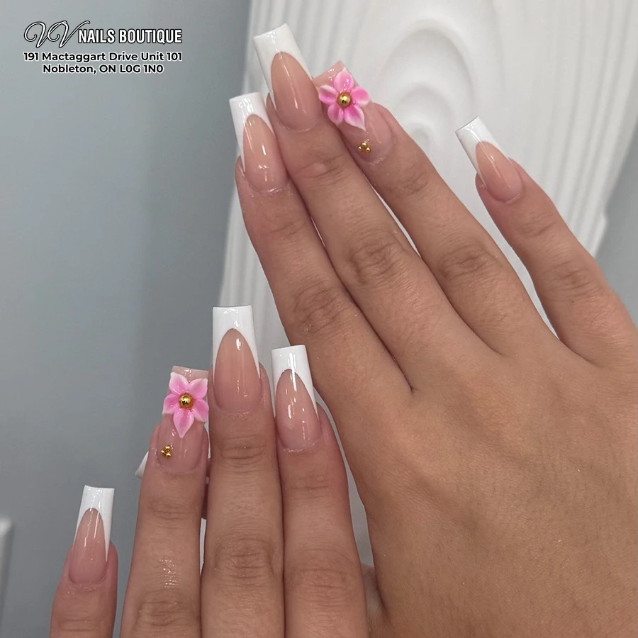 V V Nails Boutique
