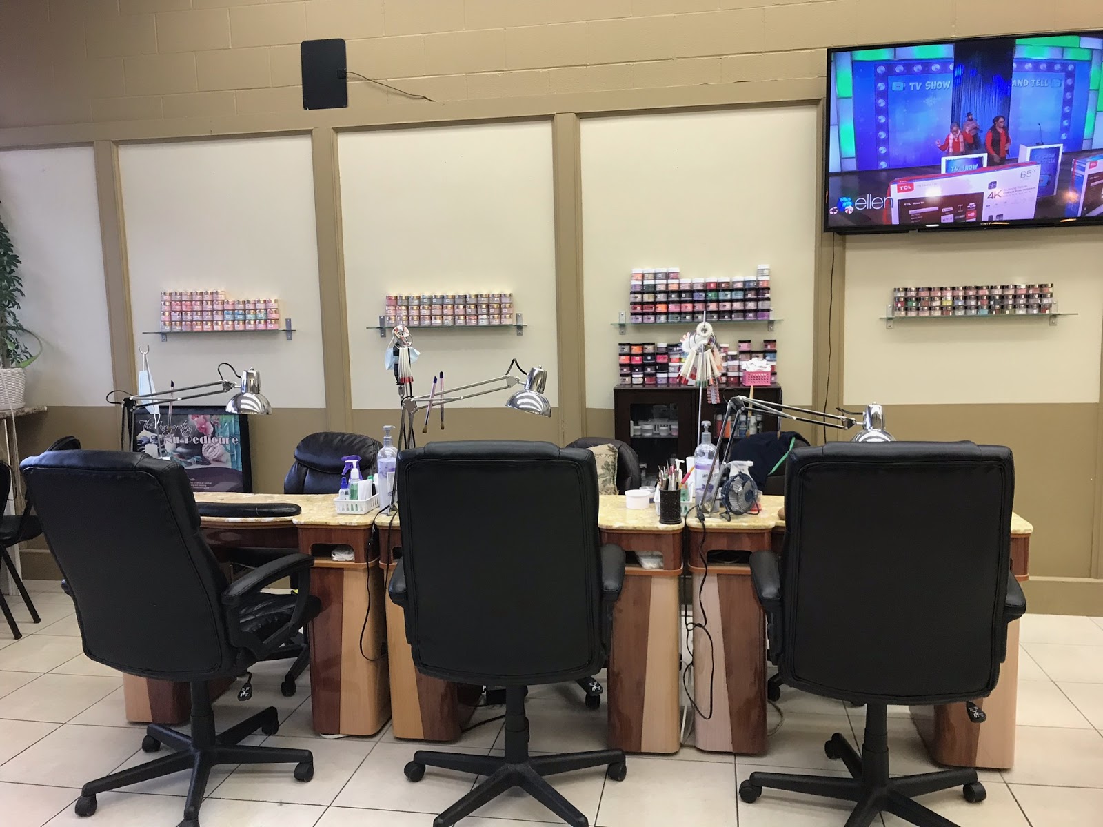 Nails Salon