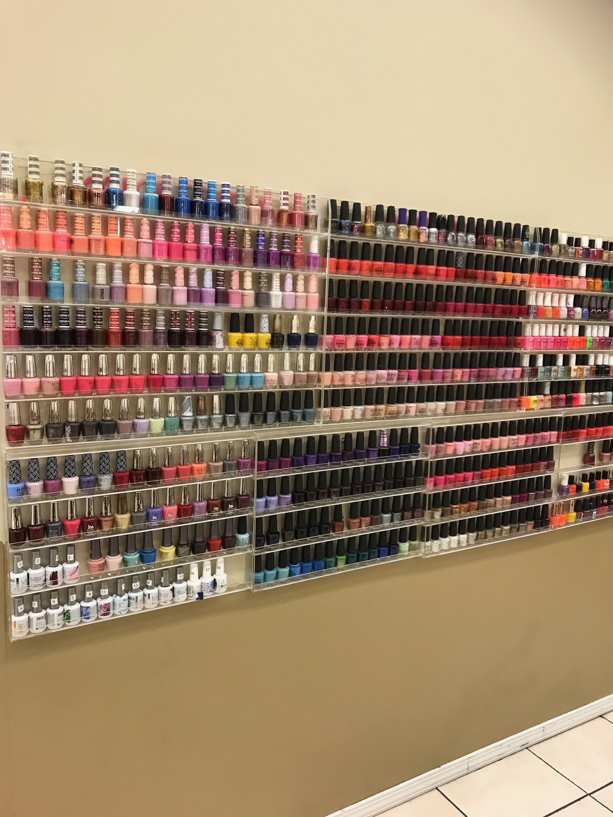 Nails Salon