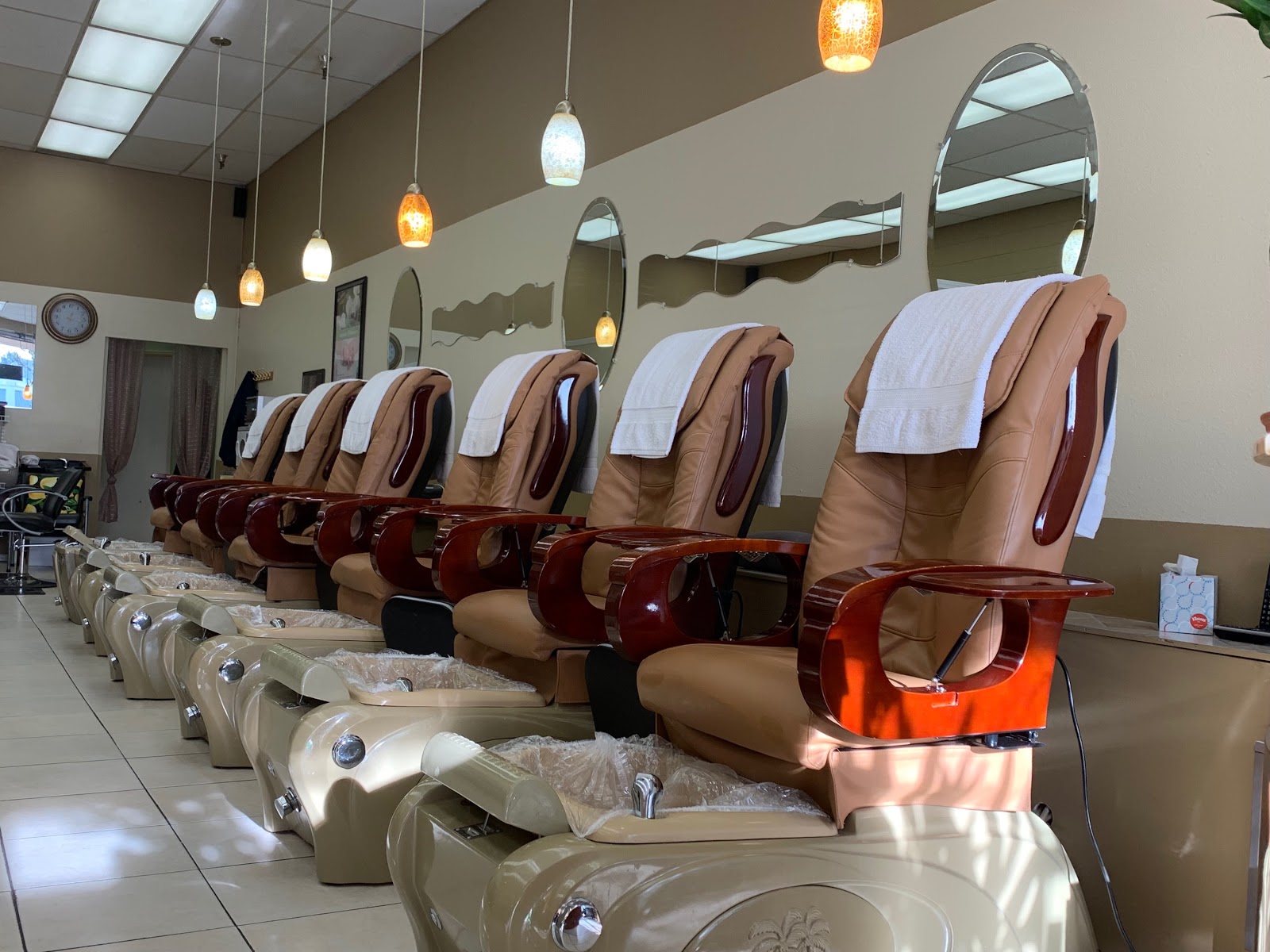 Nails Salon