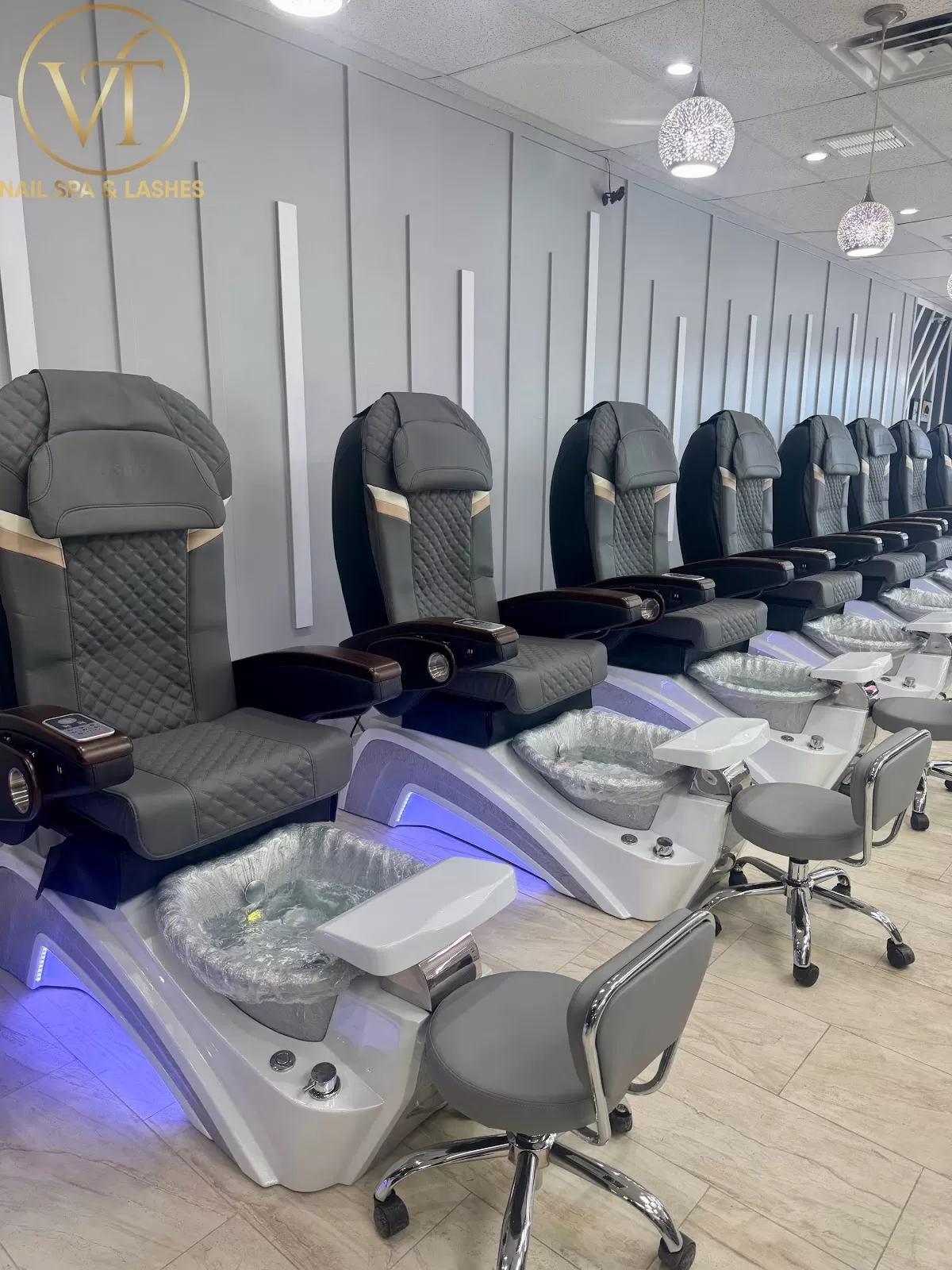 VT NAIL SPA & LASHES salon in Pueblo, CO 81008_5