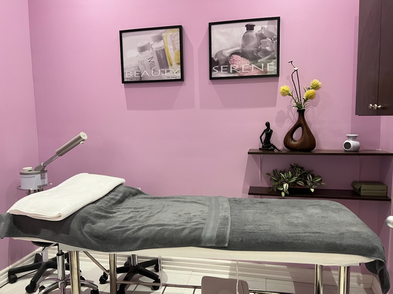 Nail Salon Nail Salon