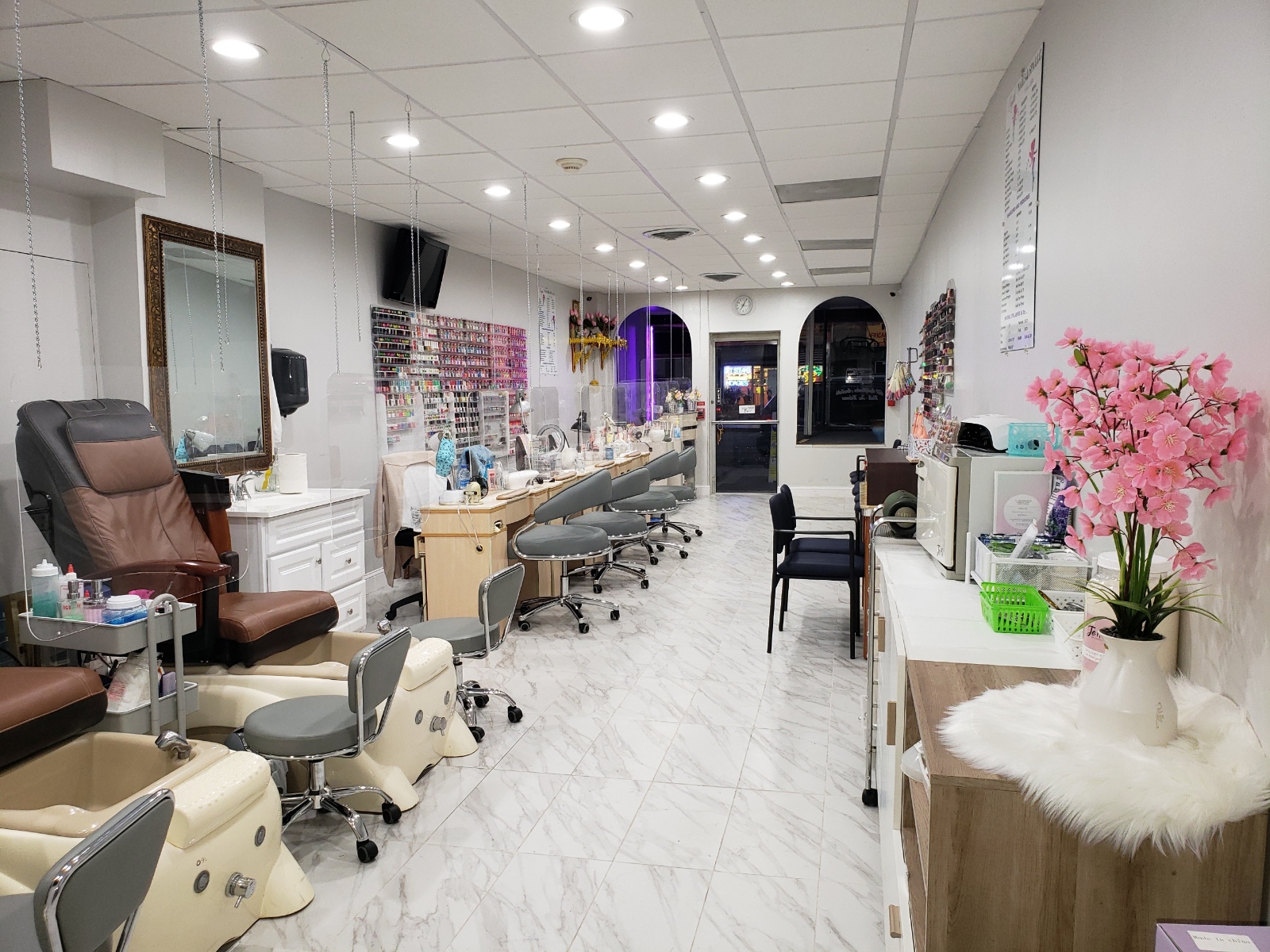 Nail Salon