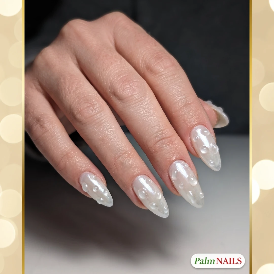 Palm Nails