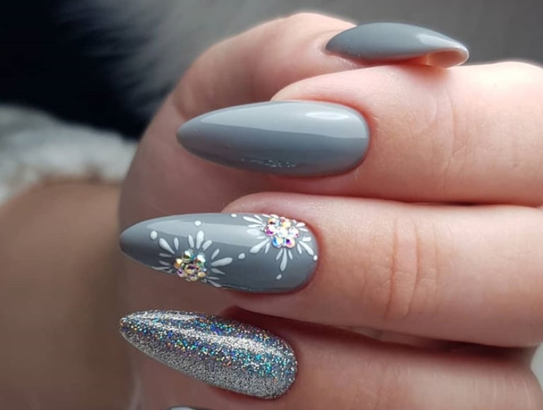 Tech Nails 2
