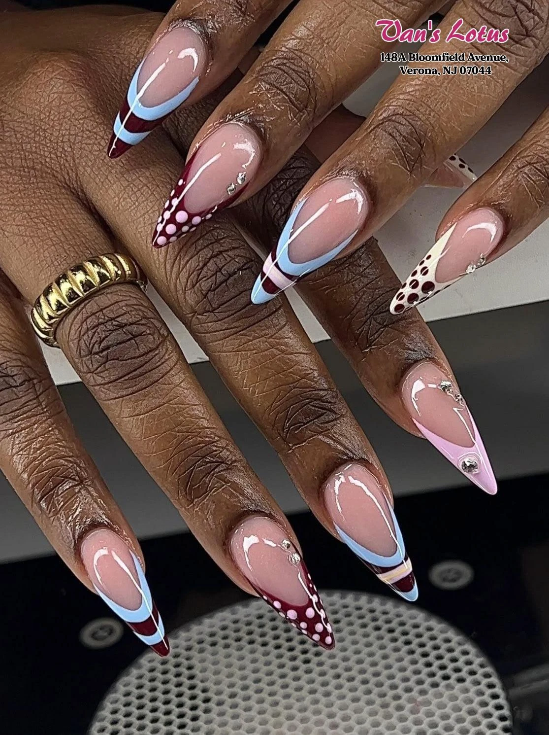 September nail trends and seasonal nail designs