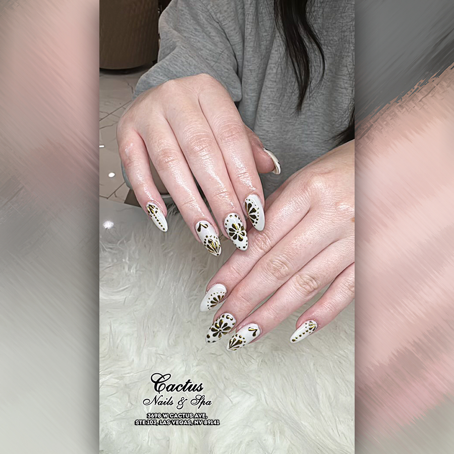 Glossy-Nail-salon-Beauty-Spa-in-Hingham-MA-02043-0512_2