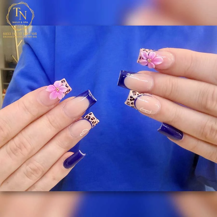 Nail Oct 23