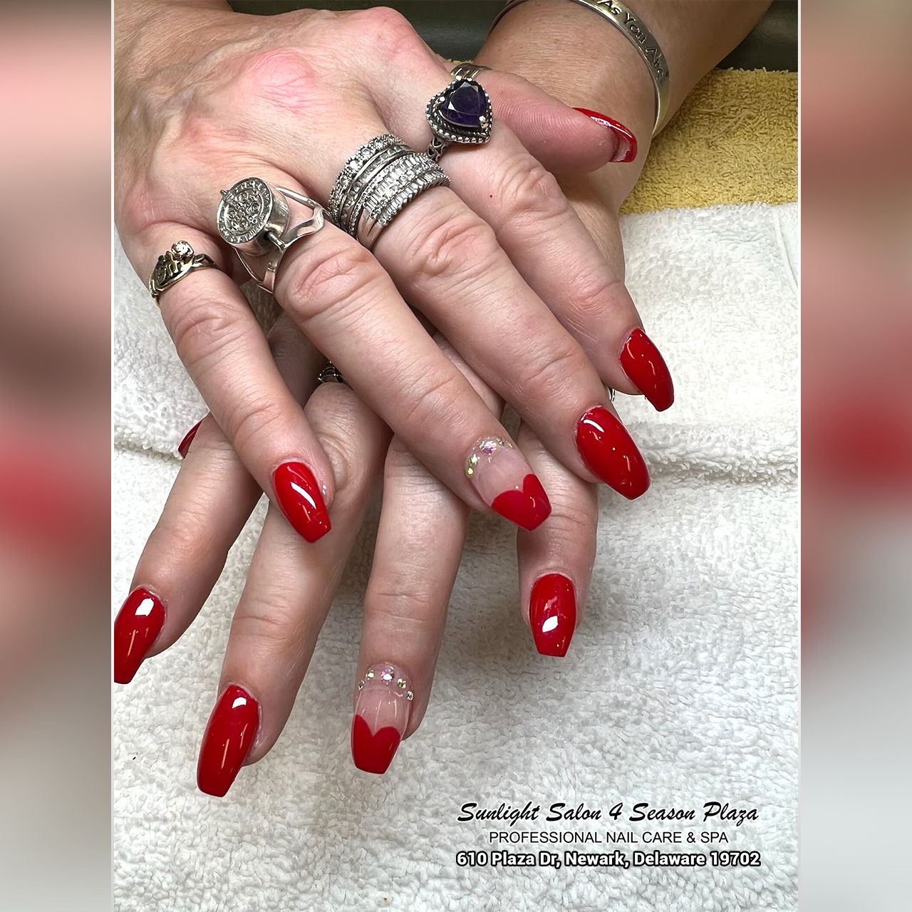 Sunlight Salon 4 Season Plaza