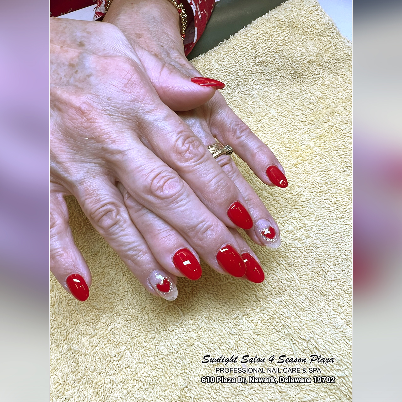 Sunlight Salon 4 Season Plaza