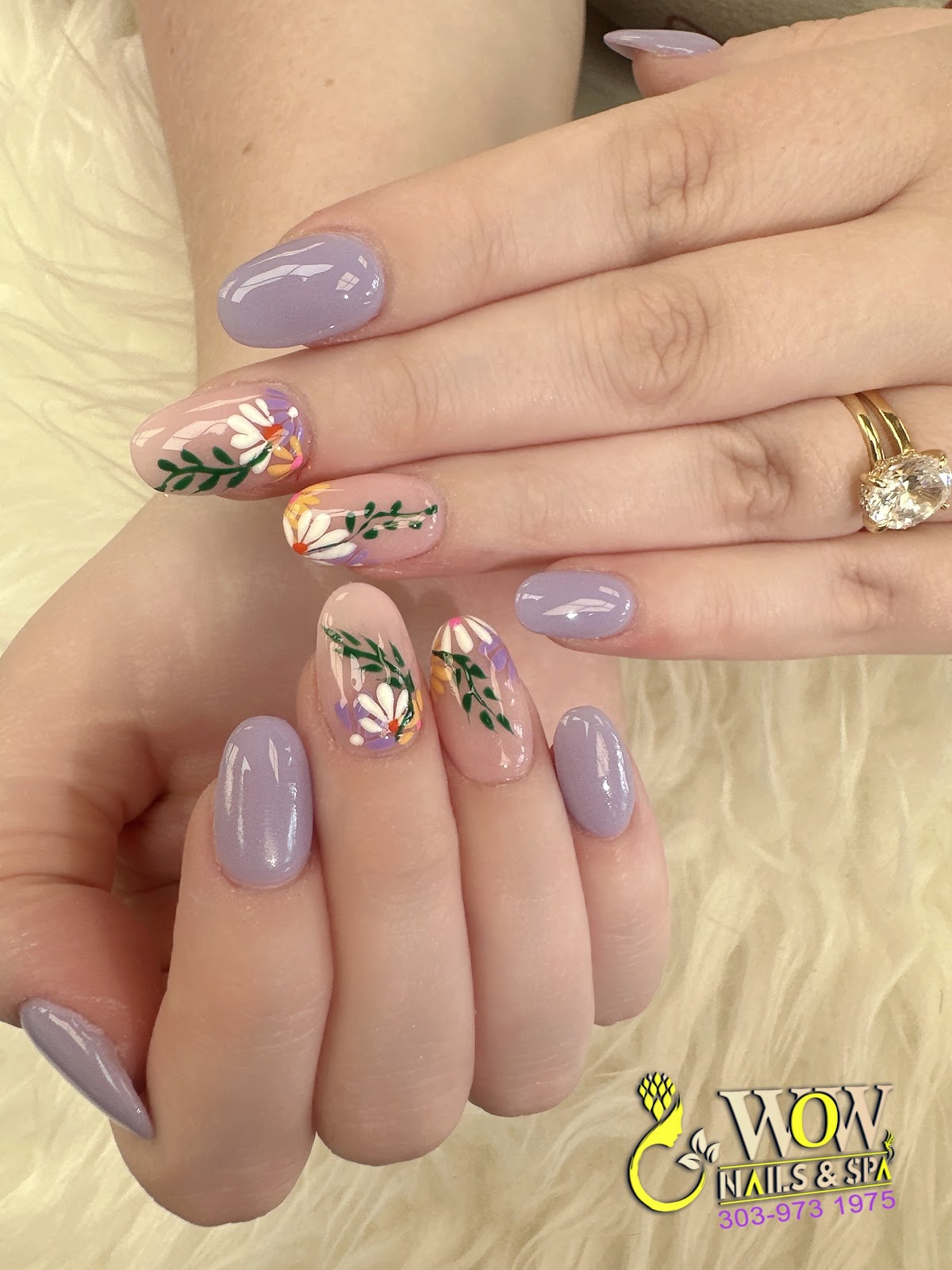 nails