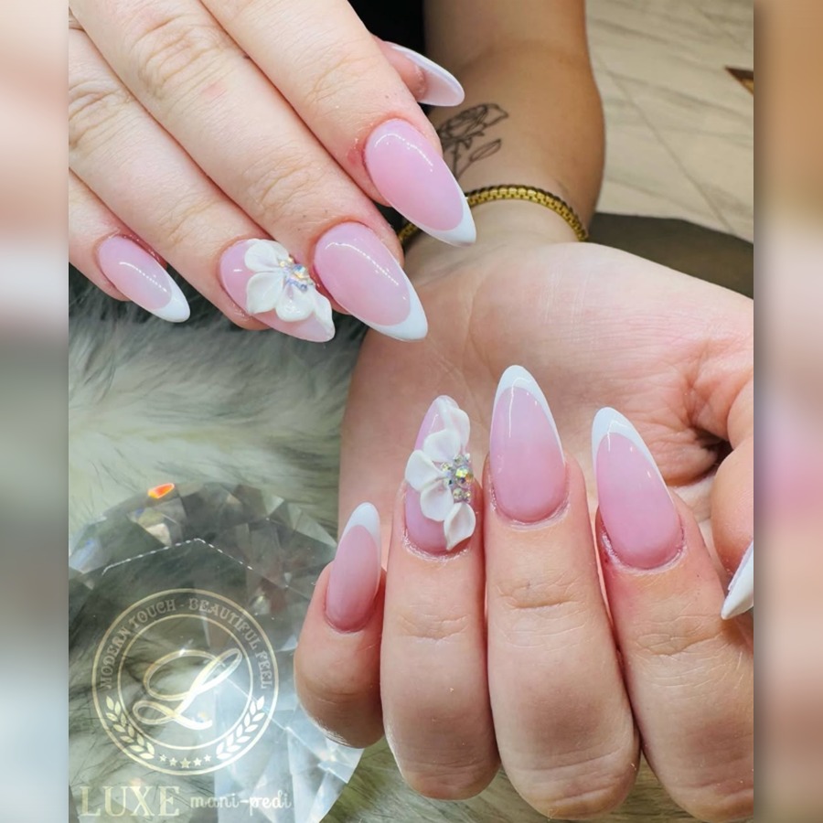 Luxe mani-pedi (2)