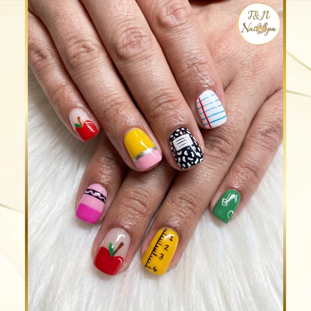 T N Nails & Spa