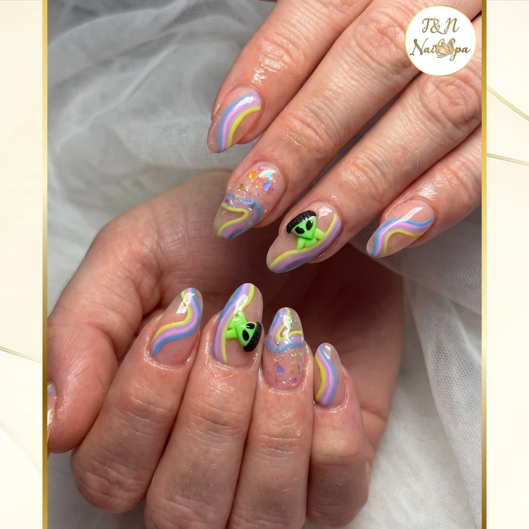 T N Nails & Spa