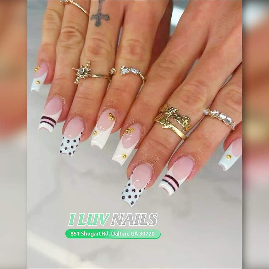  I LUV NAILS
