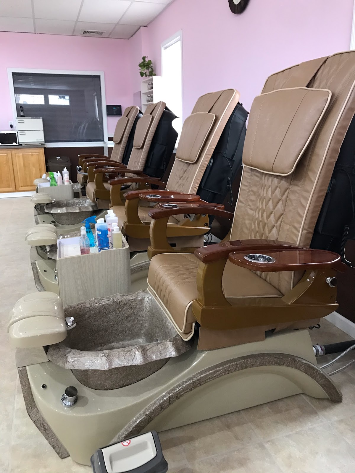 Peony Nails &amp; Spa