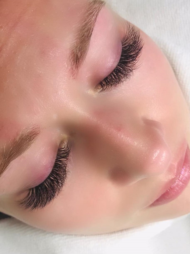 Eyelash